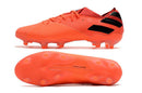 Chuteira Nemeziz 191 Campo–Confortável