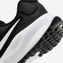 Nike Revolution 7–Confortável