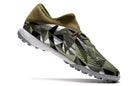 Chuteira Predator Edge 3 low Society–Confortável