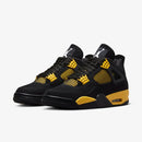 Air Jordan 4 Thunder–Elegante