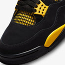 Air Jordan 4 Thunder–Elegante