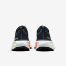 Invencible X Run 3 Black White–Elegante
