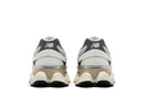 9060 Grey Day 2025 Cinza